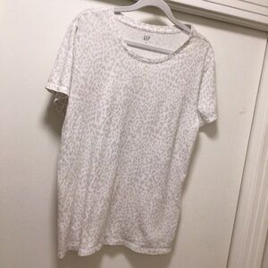 Womens Gap Leopard Print Favorite T-shirt